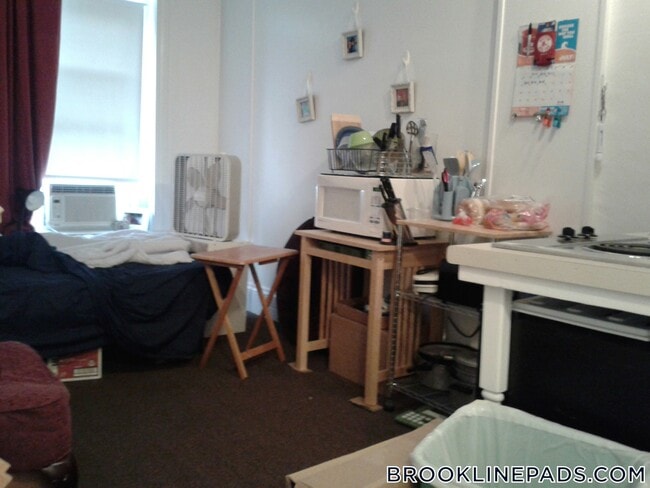 Foto del edificio - 1077 Beacon St