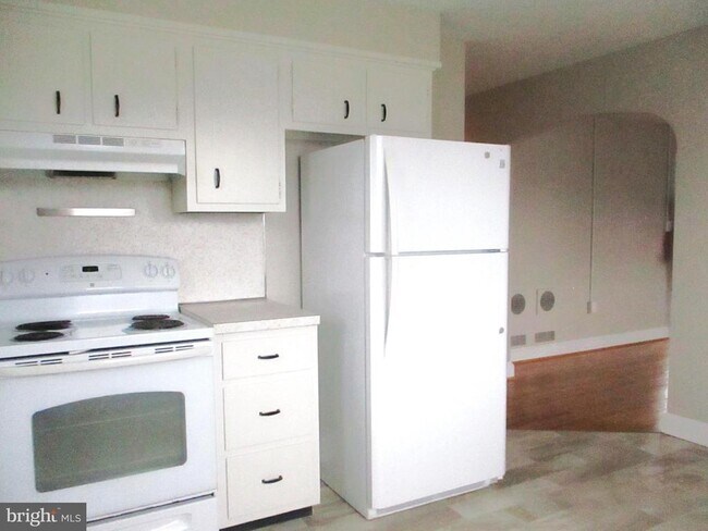 Foto del edificio - 204 E Ridgeville Blvd
