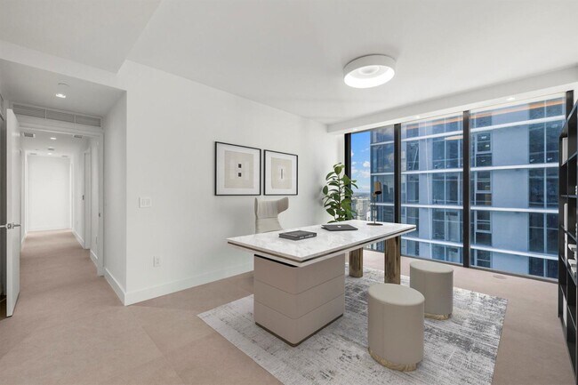 Foto del edificio - 700 NE 24th St