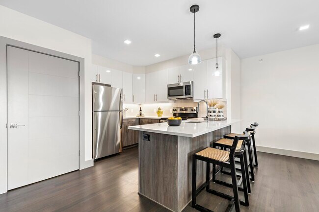 Foto del edificio - 8133 Bergenline Ave