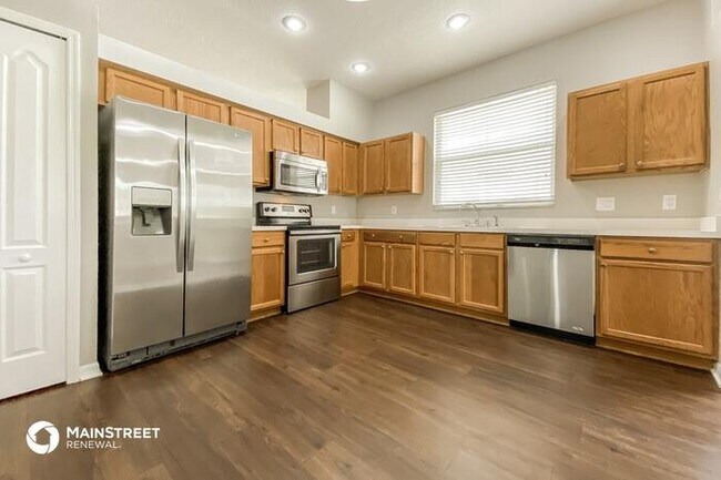 Building Photo - 5510 Terrain de Golf Dr, Lutz, FL 33558