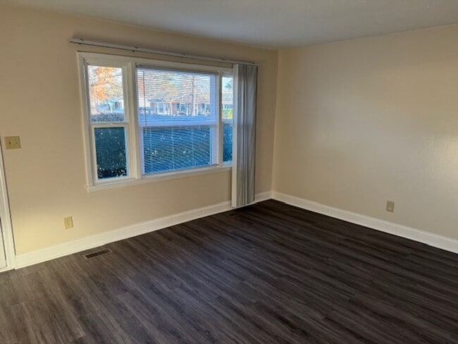 Foto del edificio - 303 Tall Pine Road