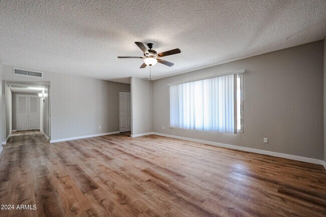 Foto del edificio - 3510 S Juniper St