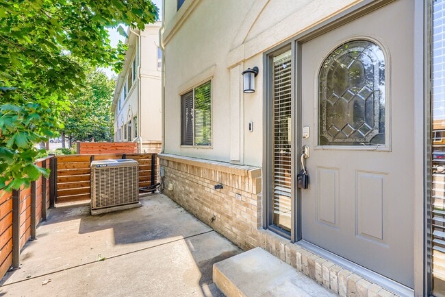 Photo - 1208 8th St Townhome