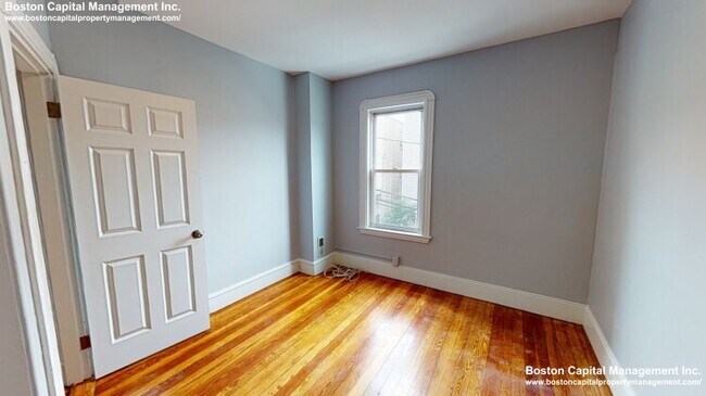Building Photo - 18 Colberg Ave