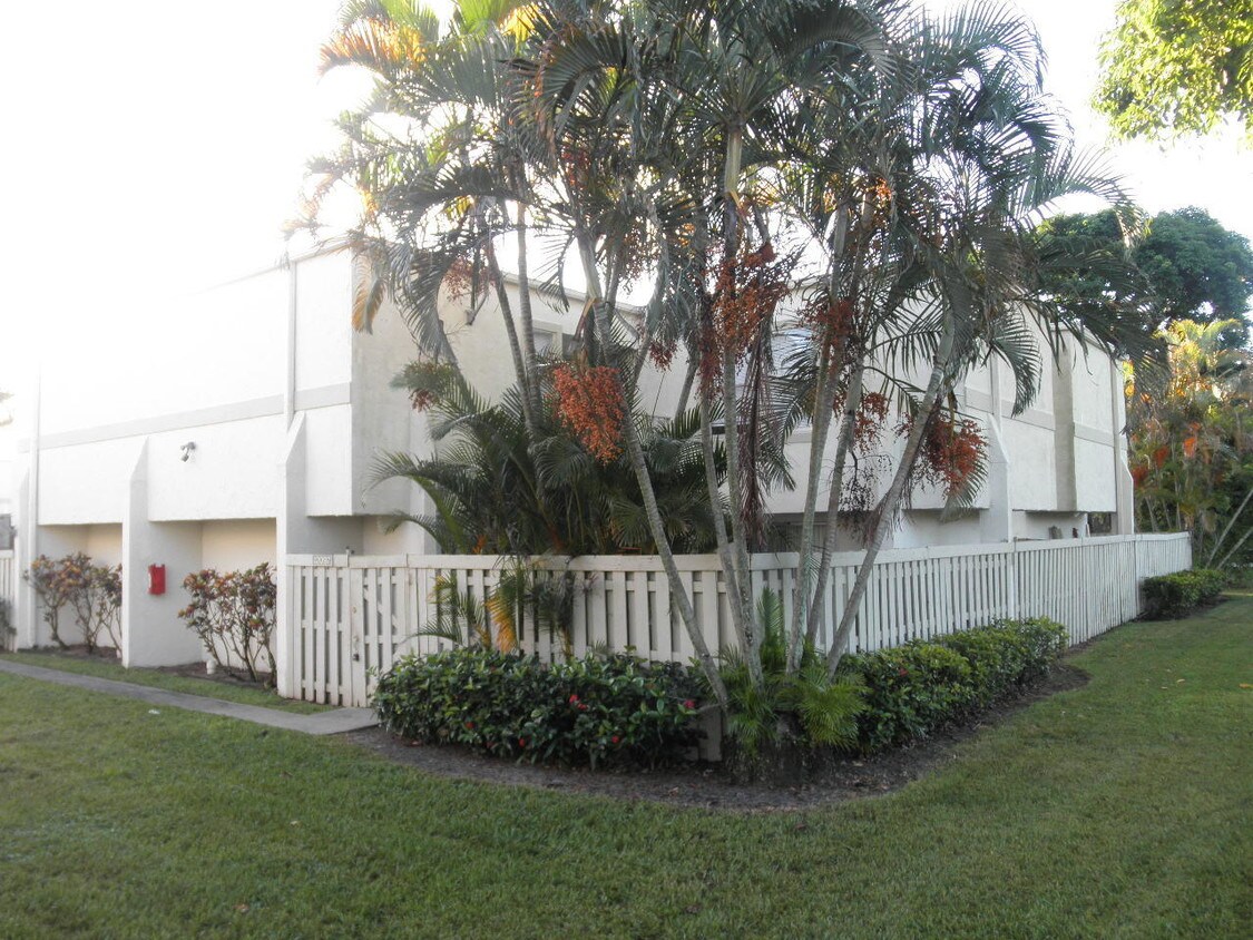 12097 Regal Court Wellington Fl 33414 - 12097  Regal Court  Wellington Fl 33414