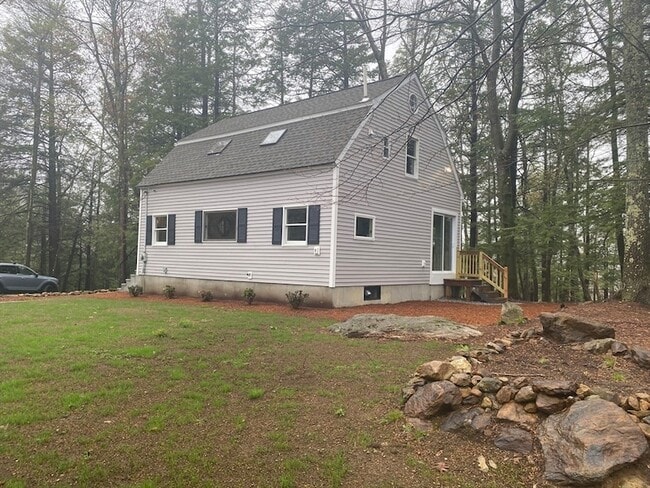 Building Photo - 102 New Templeton Rd
