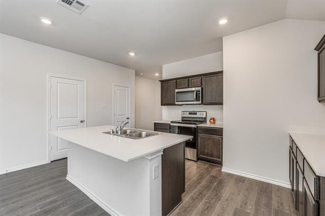 Foto del edificio - 2125 Croton Ave