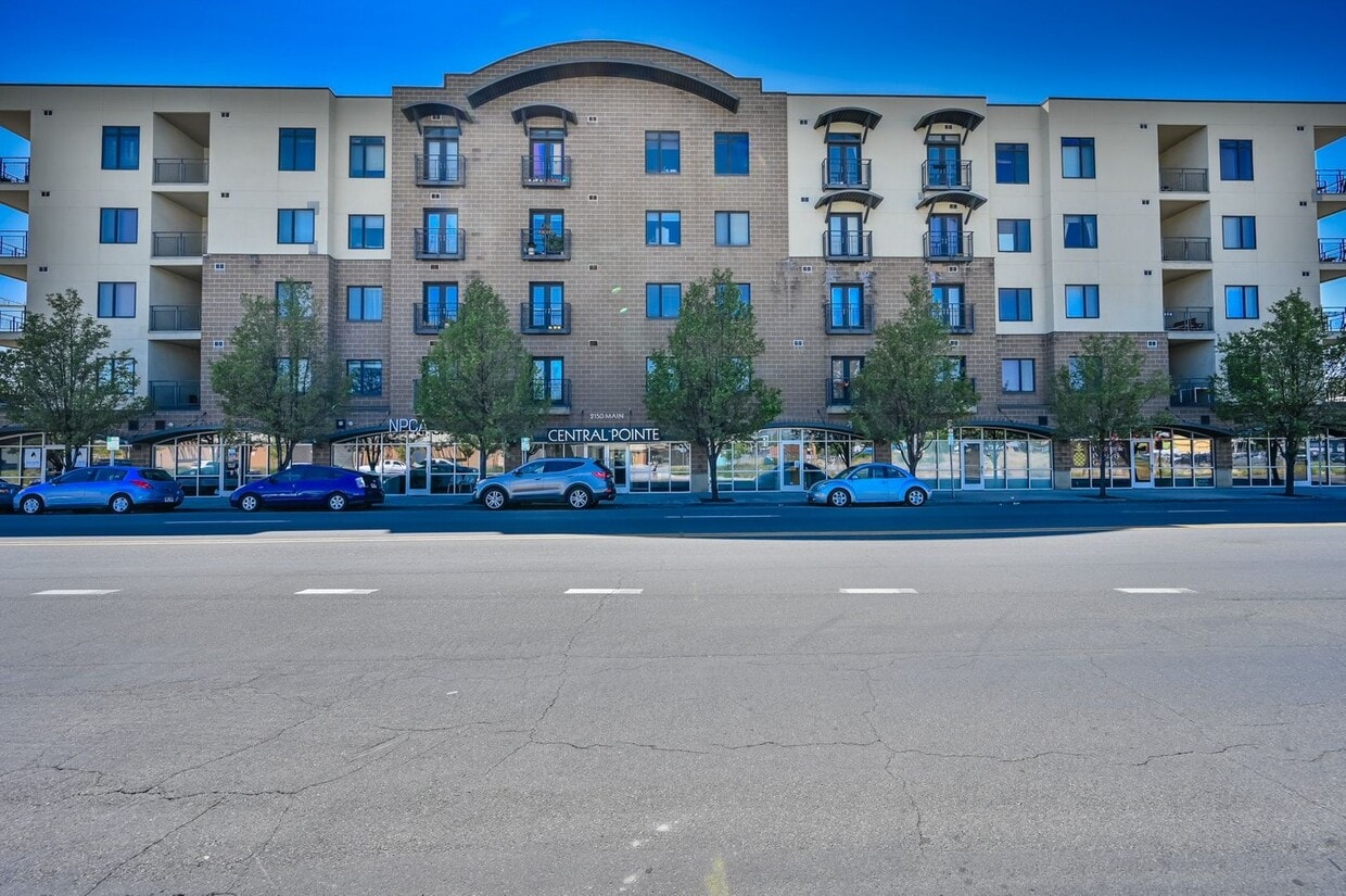 Primary Photo - Stunning Condo in Excellent Salt Lake Loca...