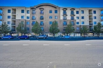 Building Photo - 2150 S Main St