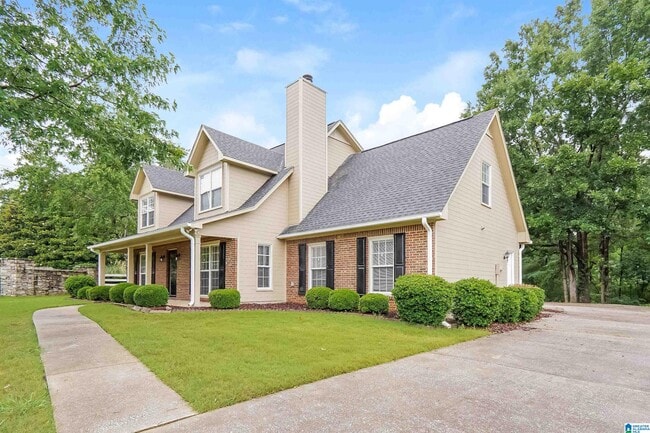 Building Photo - 101 Red Oak Dr