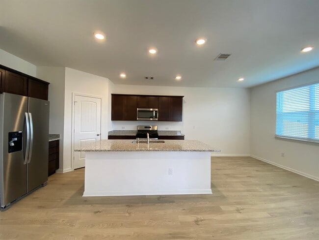 Foto del edificio - 217 Saide St