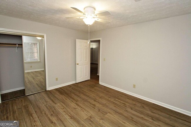 Building Photo - 461 Onyx Ct