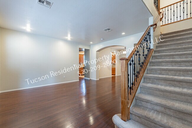 Building Photo - 505 East Calle Amura