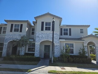 Building Photo - 1655 SE 26th Rd