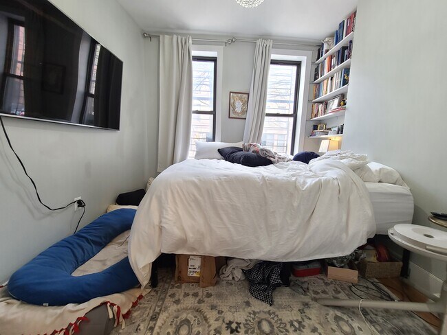 Foto del edificio - 1180 Halsey St