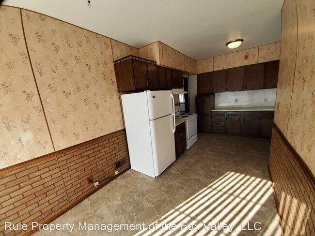 Foto del edificio - 3 br, 1 bath House - 610 S. Commercial Street