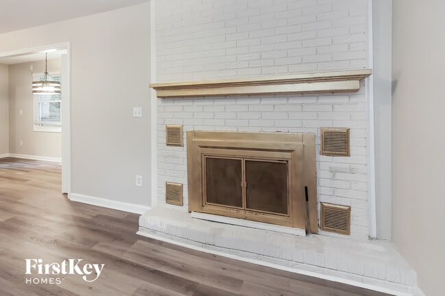 Foto del edificio - 2432 Kendrick Ave