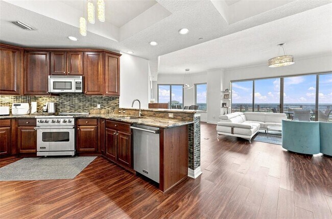 Foto del edificio - 1209 E Cumberland Ave