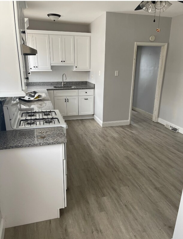 50 East Ave Unit 1, West Haven, CT 06516 Room for Rent in West Haven