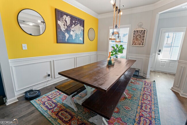 Foto del edificio - 705 River Rock Ct
