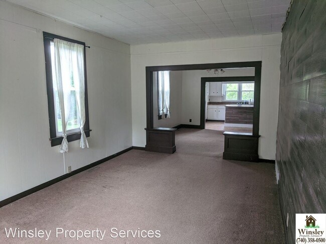 Building Photo - 3 br, 1 bath House - 2450 Highland Rd