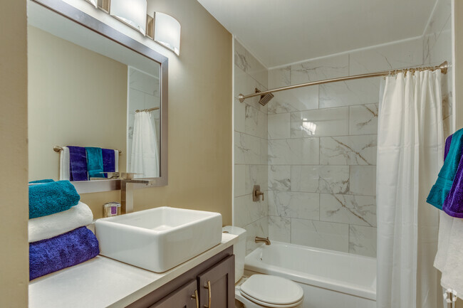 Avalon 2BD Bathroom Remodel - Apex at Midtown