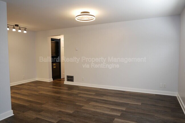 Foto del edificio - 6116 22nd Ave NW