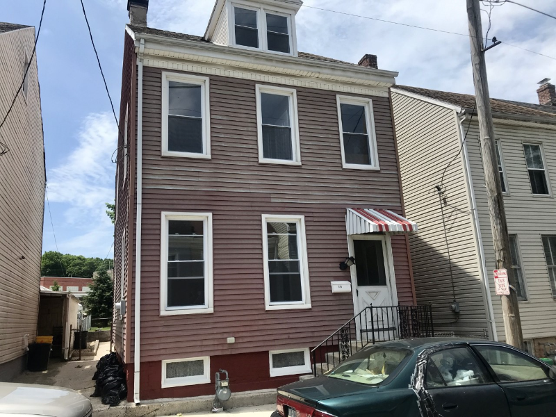 Primary Photo - 534 Smith St