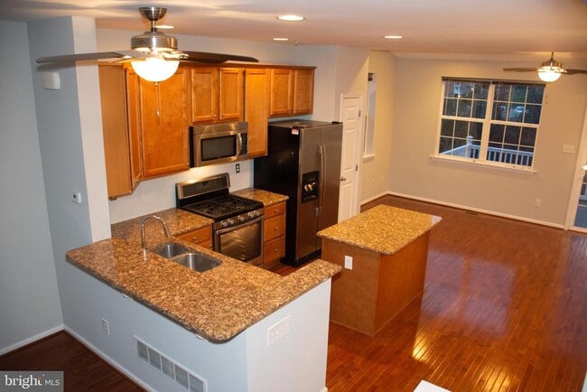 Foto del edificio - 1414 Brayden Drive