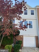 Building Photo - 22519 Maison Carree Square