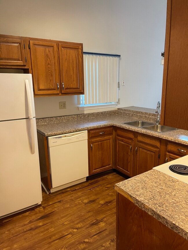 Building Photo - 2731 Von Thuringer Ct