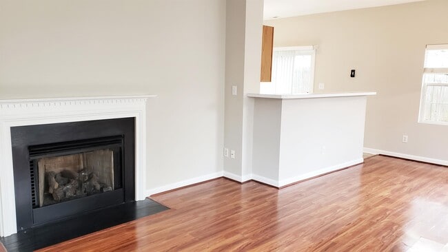 Building Photo - 1217 Red Ash Cir