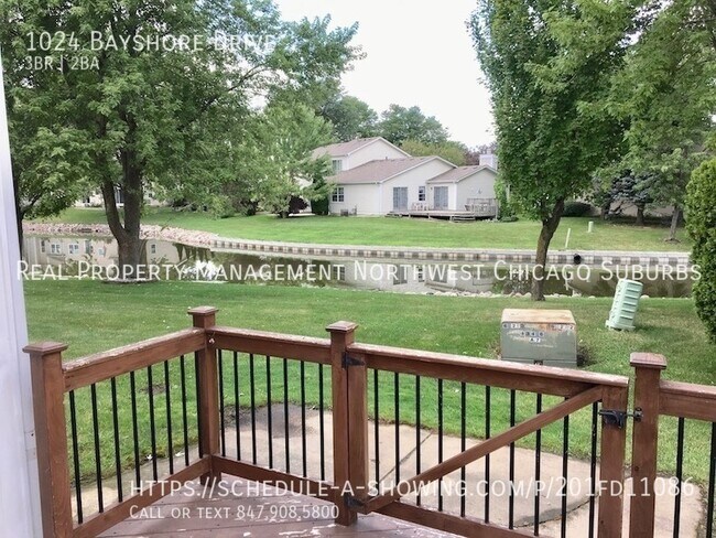 Foto del edificio - 1024 Bayshore Dr