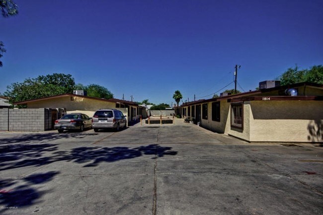Building Photo - Sunset Acres