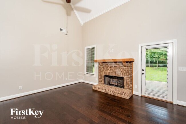 Foto del edificio - 272 Lime Creek Ln