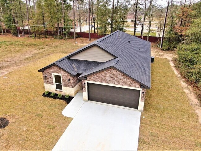 Foto del edificio - 611 Foxmeadow Ln