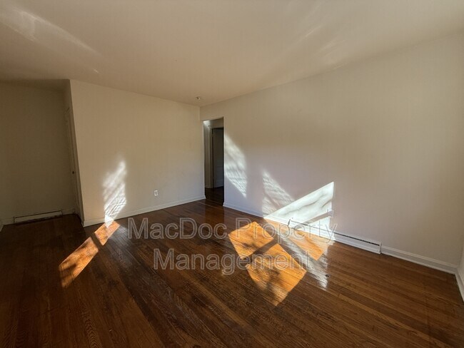 Building Photo - 1719 Lafayette Blvd