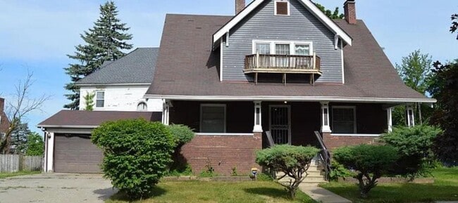 Building Photo - 525 Owen St