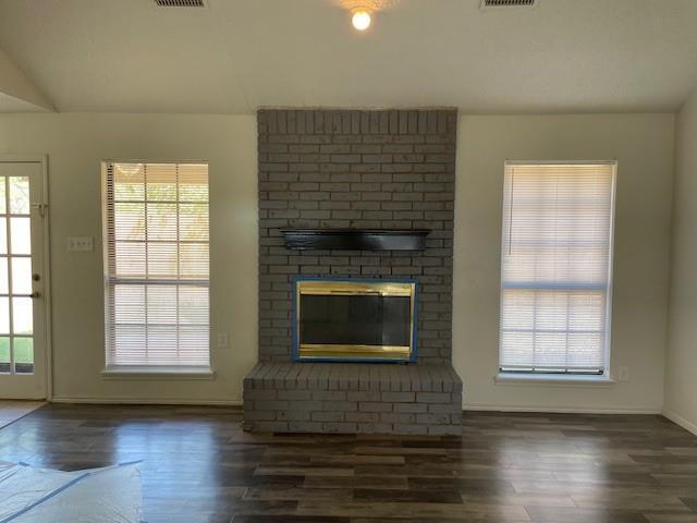 Foto del edificio - 8025 Bonnie Cir