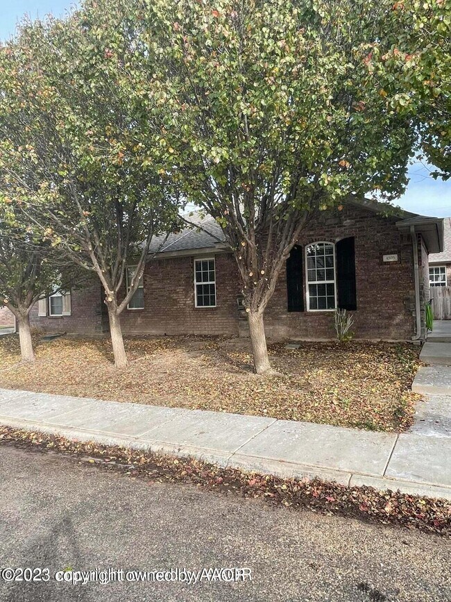 Foto del edificio - 4525 Ida Louise Ct