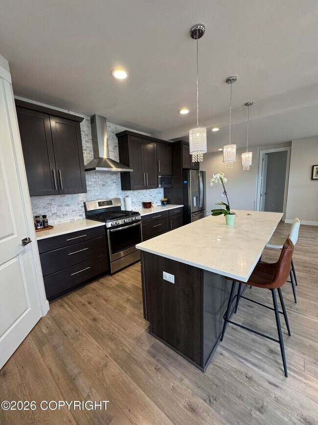 Foto del edificio - Fully furnished ranch style in downtown Anchorage