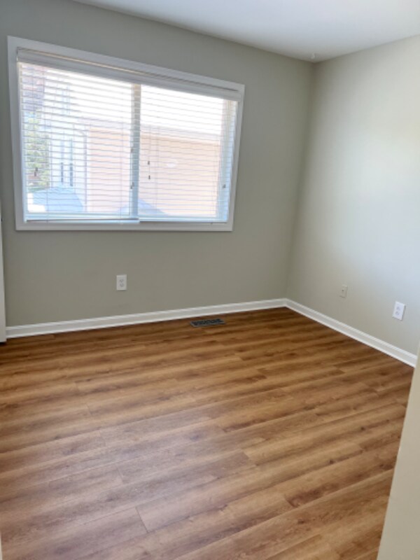 Foto del edificio - 1105 N Taylor St