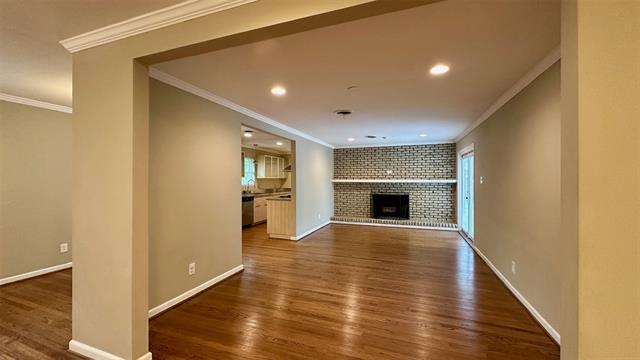 Building Photo - 2510 Pinebluff Dr
