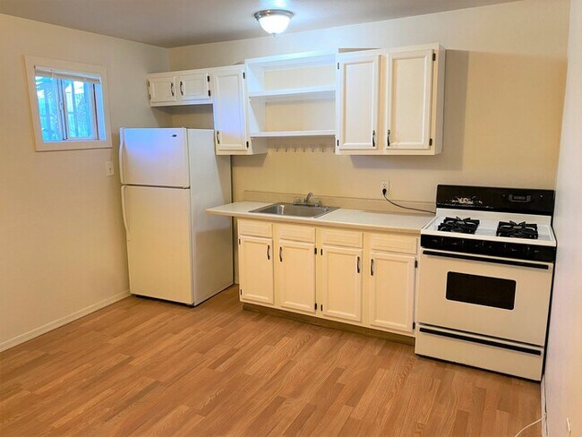 Building Photo - Standalone One Bed Downtown Phoenix Unit!