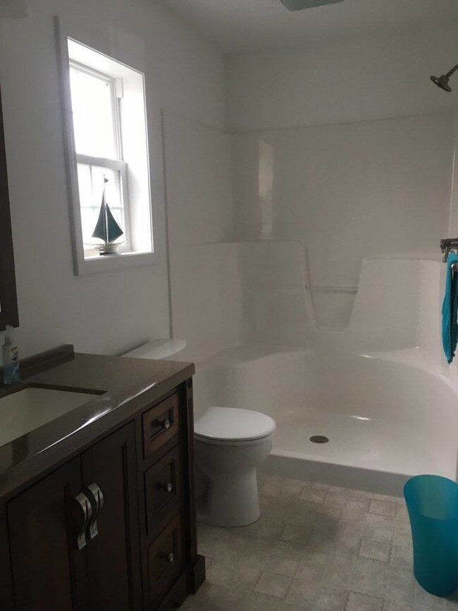 Building Photo - 24986 Sandy Beach Dr