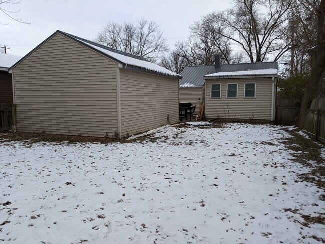 Building Photo - 3489 Hargrove St