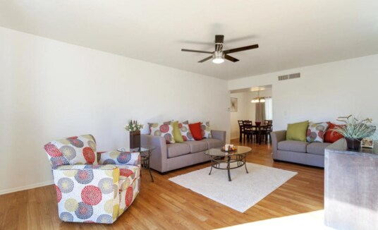 Foto del edificio - 1231 E Maryland Ave