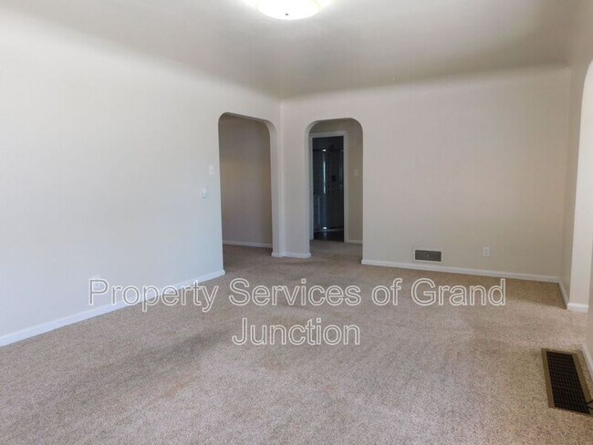 Photo - 1346 Texas Ave Apartment
