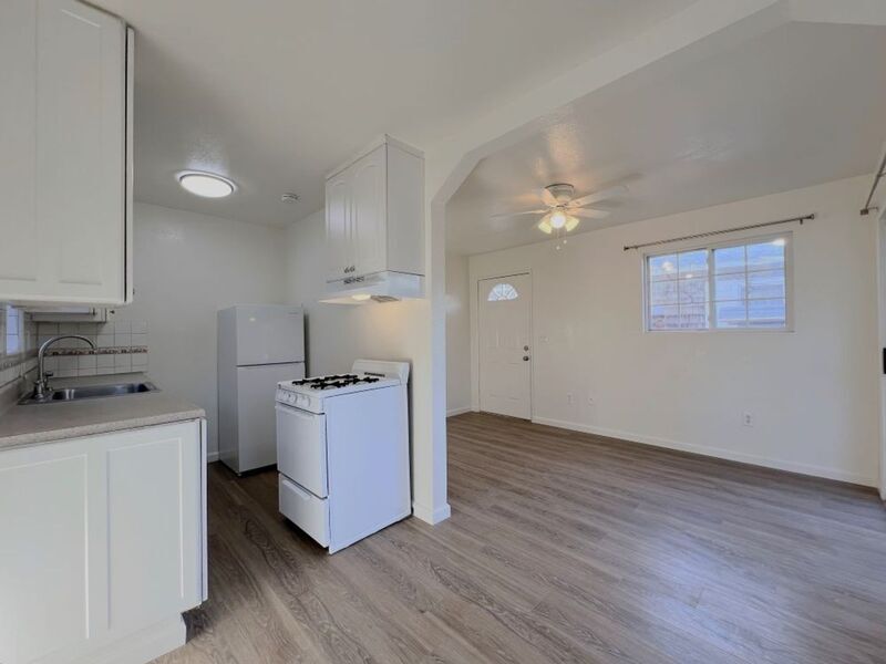 Foto principal - 5040 Muir Ave